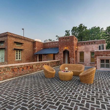 Stayvista'S Peepal Haveli - Rustic Kothi With Terrace, Breathtaking View & Bonfire Narainpur  Ngoại thất bức ảnh