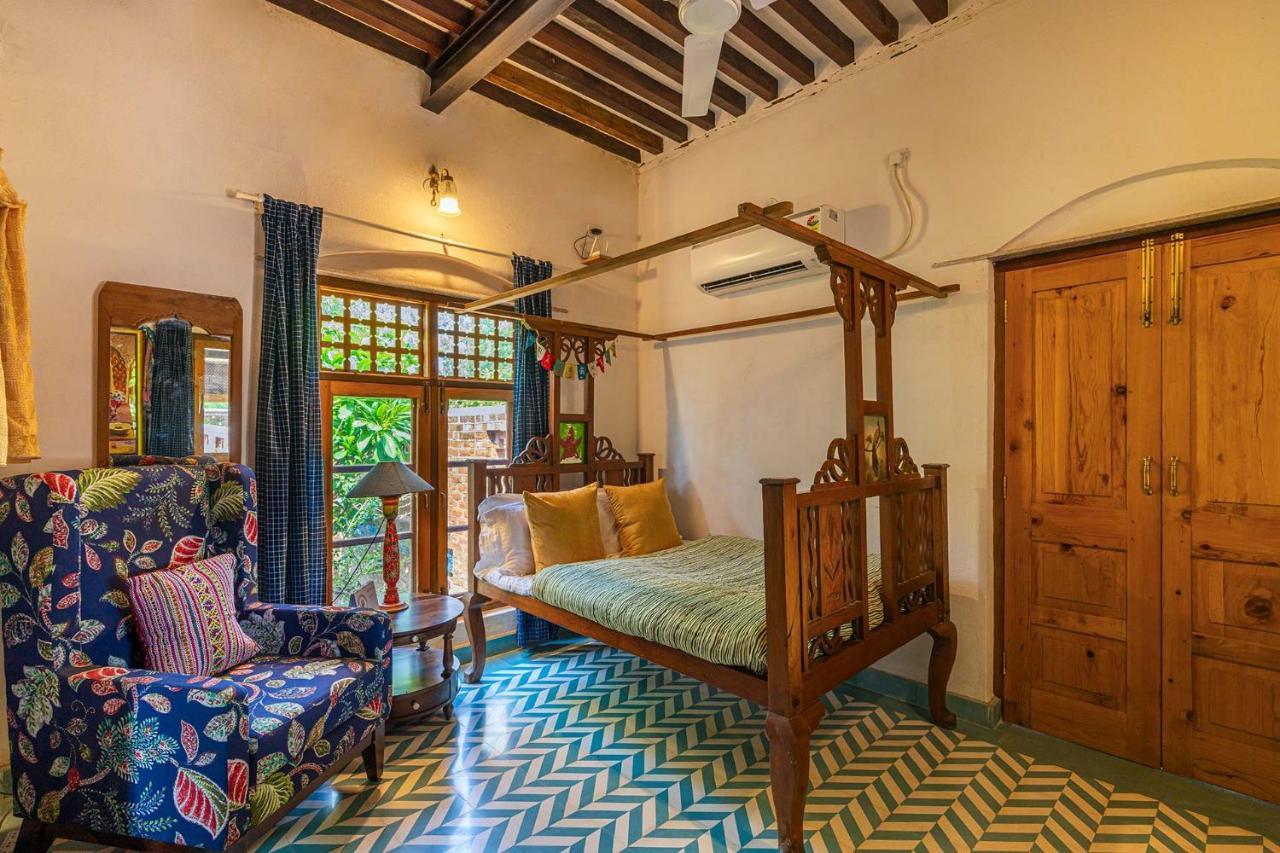 Stayvista'S Peepal Haveli - Rustic Kothi With Terrace, Breathtaking View & Bonfire Narainpur  Ngoại thất bức ảnh