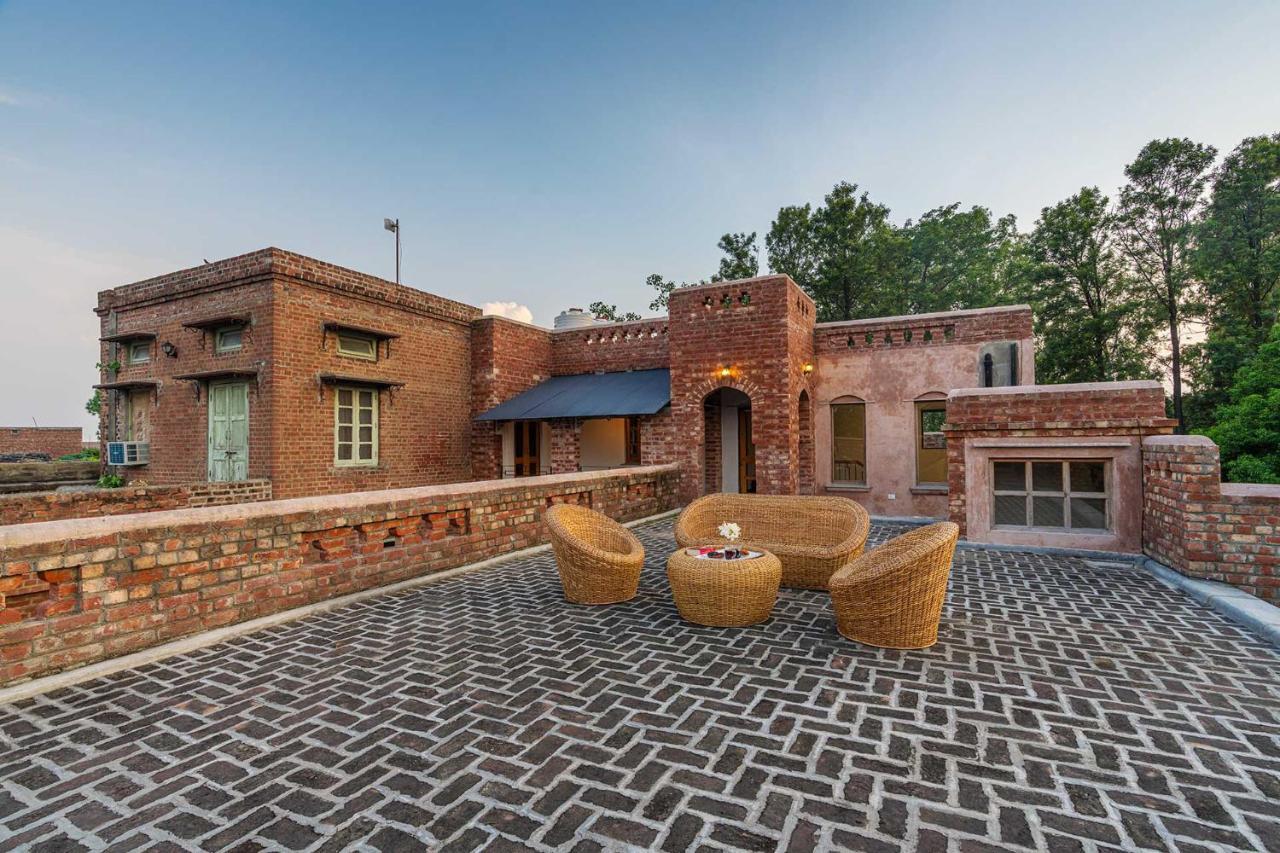 Stayvista'S Peepal Haveli - Rustic Kothi With Terrace, Breathtaking View & Bonfire Narainpur  Ngoại thất bức ảnh