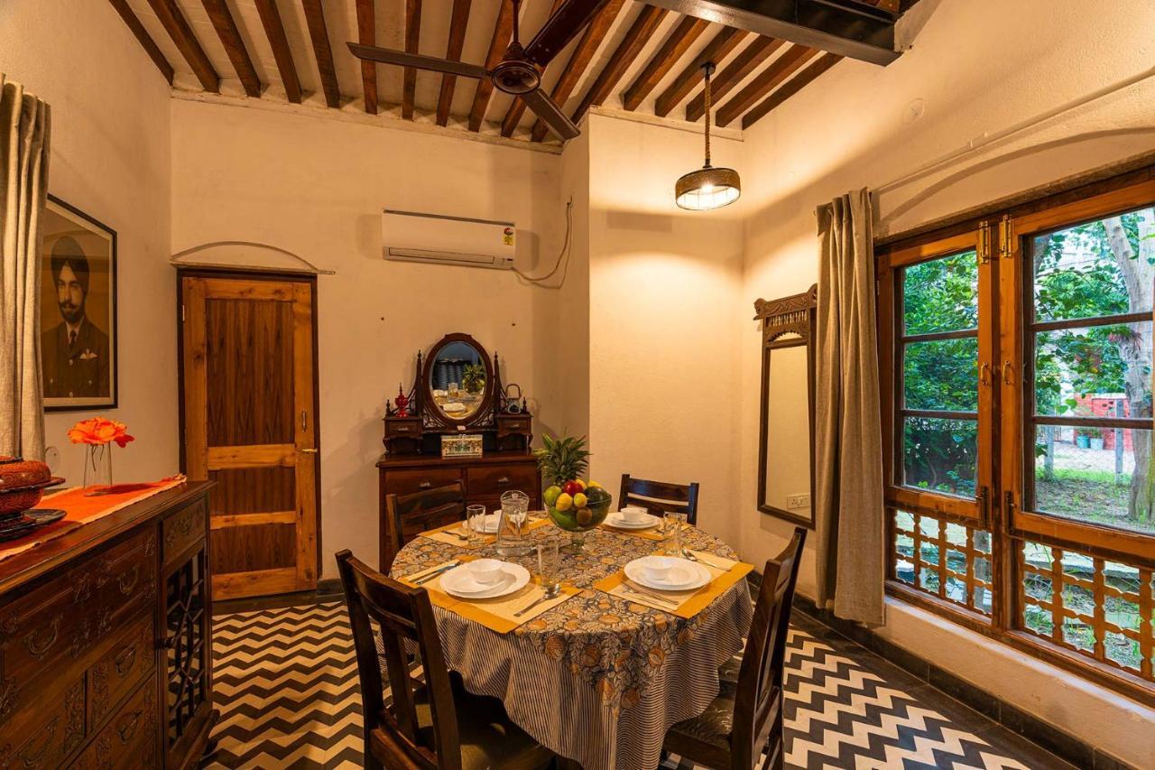 Stayvista'S Peepal Haveli - Rustic Kothi With Terrace, Breathtaking View & Bonfire Narainpur  Ngoại thất bức ảnh